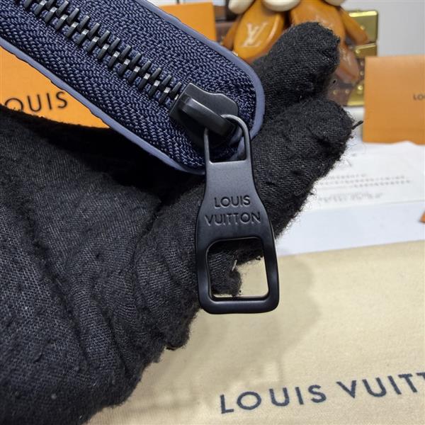 2026122105449798 690